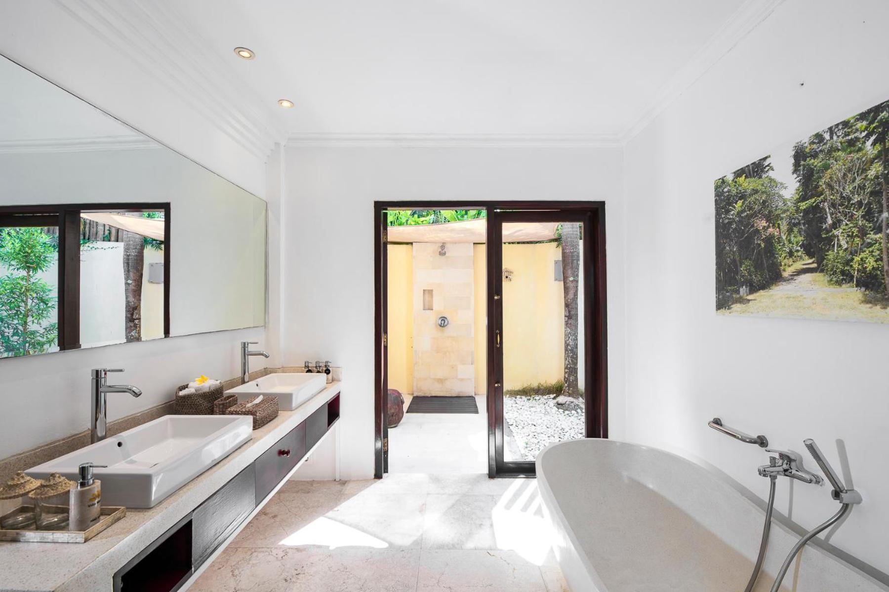 Villa Manis Canggu Exterior photo