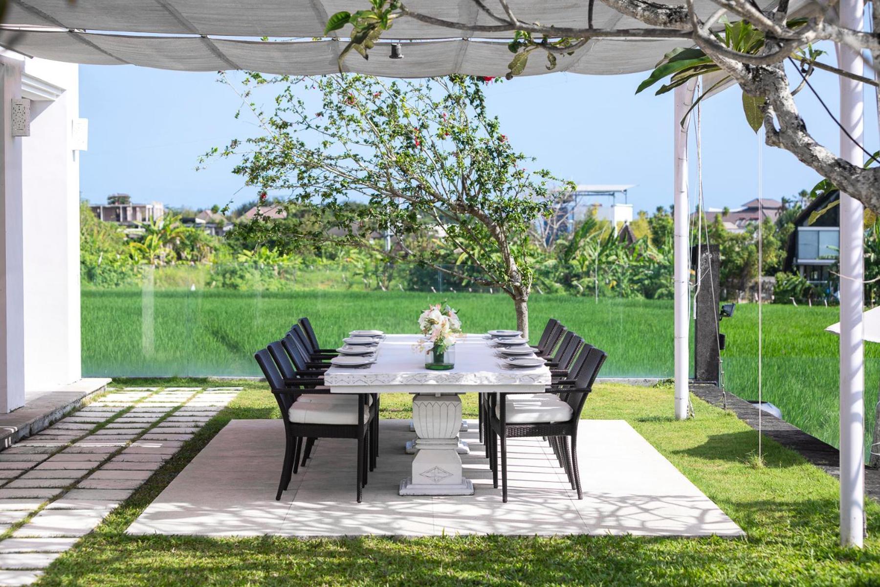 Villa Manis Canggu Exterior photo